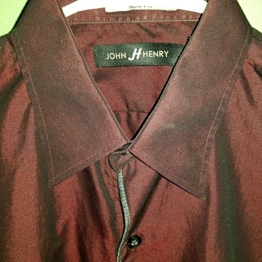 Iridescent dress shirt